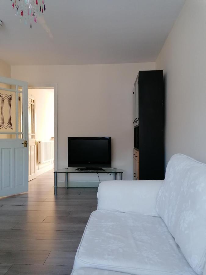 Chantilly Apartment Ickenham Екстериор снимка